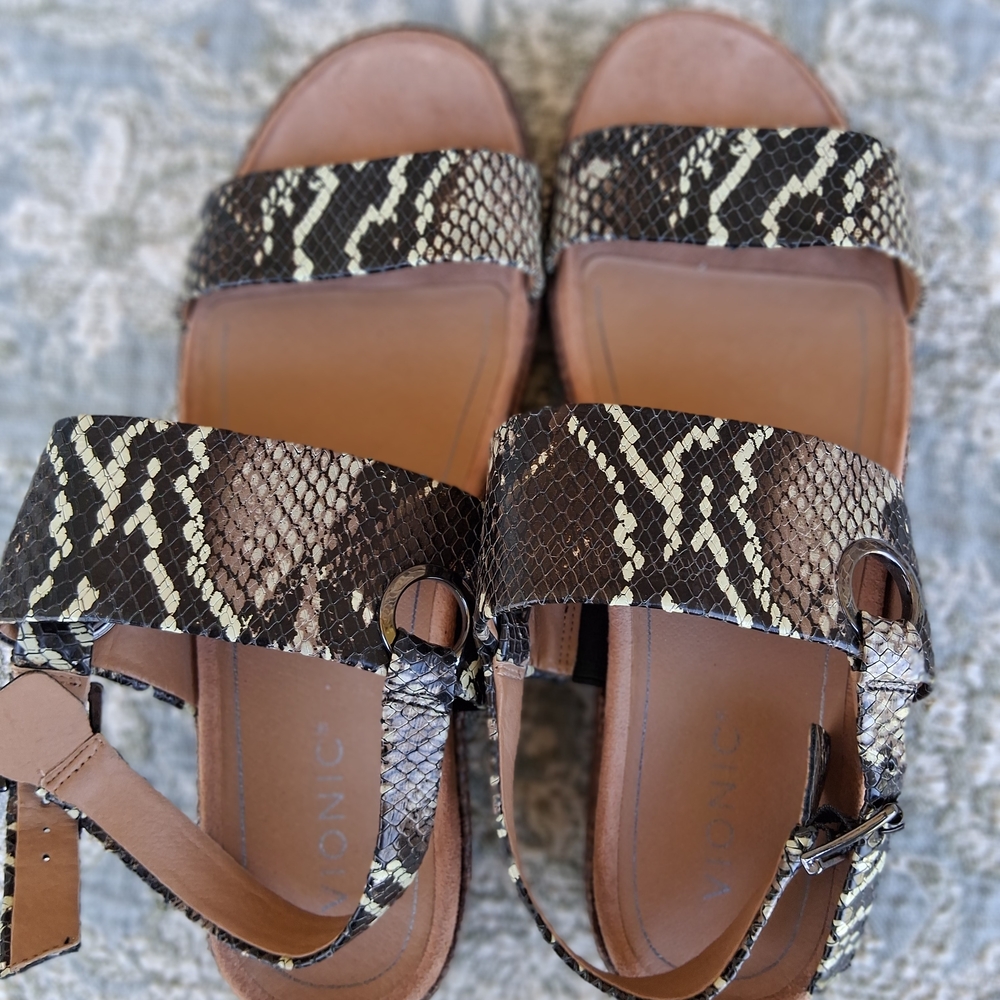 Vionic Louis Snakeskin Platform Slingback Sandals Sz 10 | Comfort Ortho Wedge - Picture 6 of 15